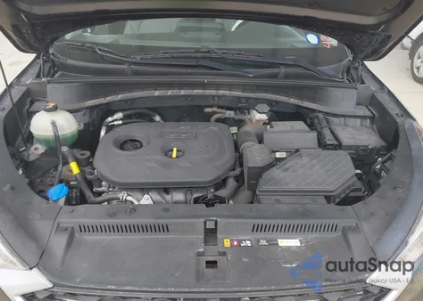 2021 Hyundai Tucson Value z USA, uszkodzony, nr VIN KM8J33A44MU305493